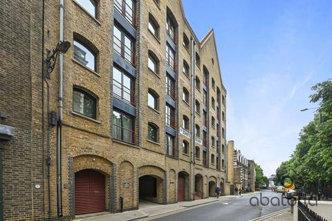 3 bedroom apartment for sale, St. Johns Wharf, 104-106 Wapping High Street, London, E1W