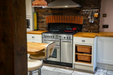 undefined, Brecon, LD3