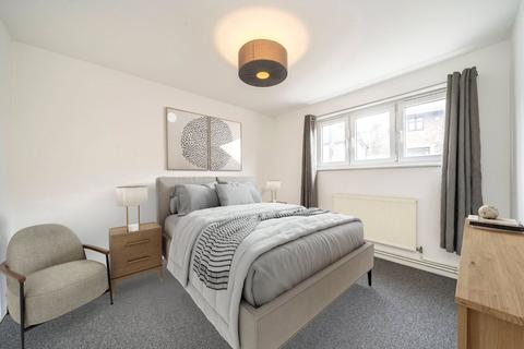 2 bedroom apartment to rent, The Heights, Charlton, SE7