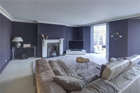 22 Wimbledon Park Road, London, SW18 1LT
