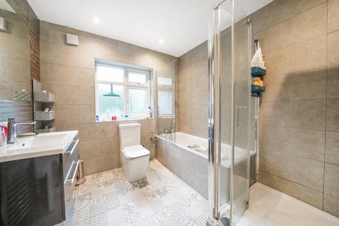 96 Meopham Road, Mitcham, CR4 1BJ