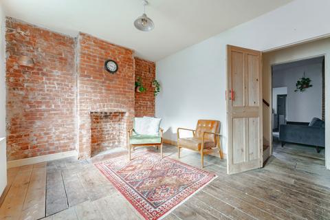 11 Alan Road, Norwich, NR1 2BX