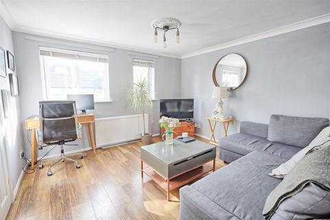 Studio for sale, Albany Mews, Ware SG12
