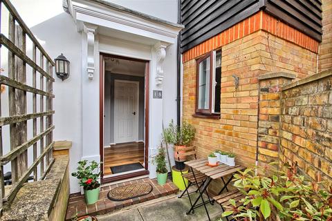 Studio for sale, Albany Mews, Ware SG12