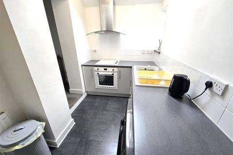 3 bedroom end of terrace house for sale, Bells Road, Gorleston