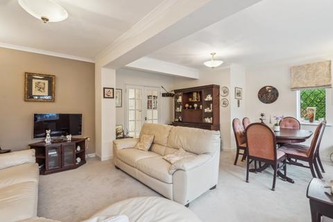 The Laurels Brays Close, Hyde Heath, Amersham, HP6 5RZ