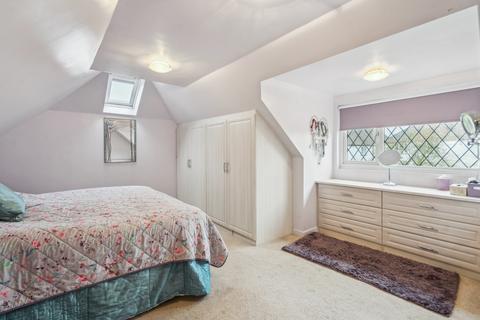 The Laurels Brays Close, Hyde Heath, Amersham, HP6 5RZ
