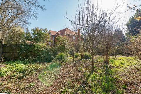 2 bedroom detached house for sale, Sefton Paddock, Stoke Poges