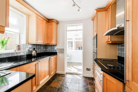 33 Stanley Road, London, E4 7DB