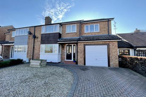 4 bedroom semi-detached house for sale, Elmfield Road, Hurworth
