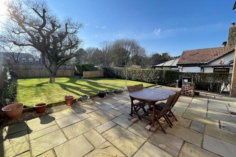 4 bedroom semi-detached house for sale, Elmfield Road, Hurworth