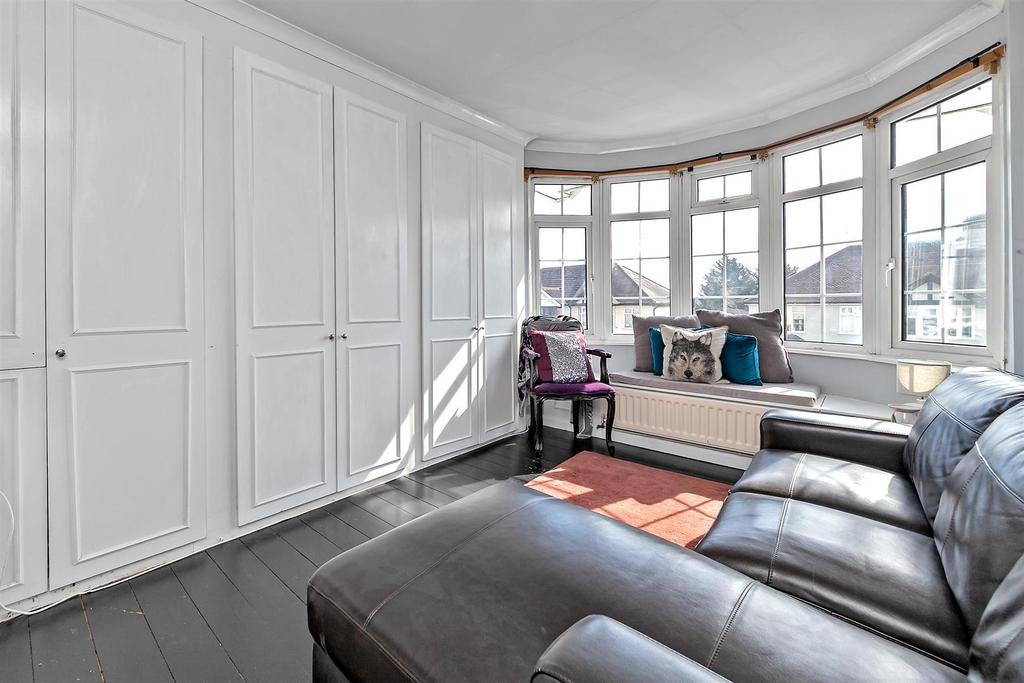 11 Fanshawe Crescent-30.jpg