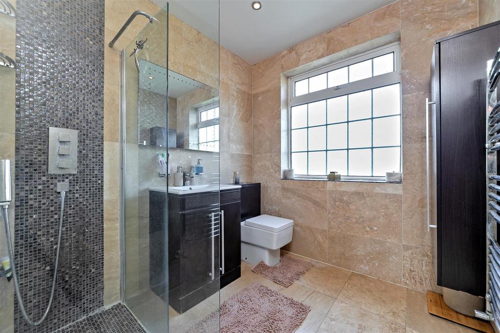 11 Fanshawe Crescent-25.jpg