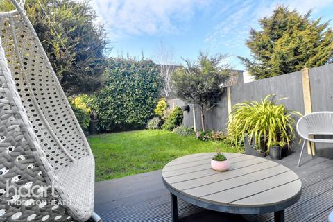 10 Lucerne Road, Thornton Heath, CR7 7BA