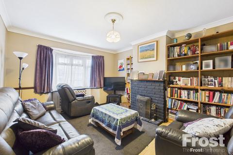 3 bedroom detached house for sale, Wrens Avenue, Ashford, Surrey, TW15