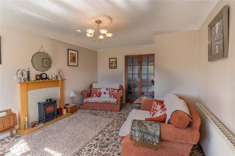 1 Greenlands, Wombourne, Wolverhampton, WV5 8DP