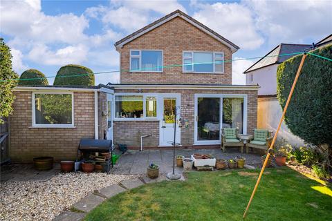 1 Greenlands, Wombourne, Wolverhampton, WV5 8DP