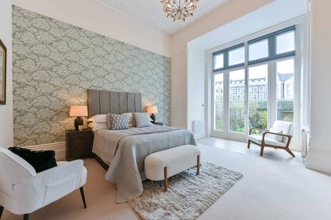 Earls Court Square, Earls Court, London, SW5