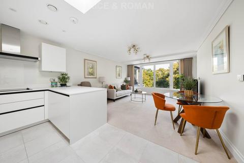 2 bedroom retirement property for sale, Marshall Walk, Egham TW20