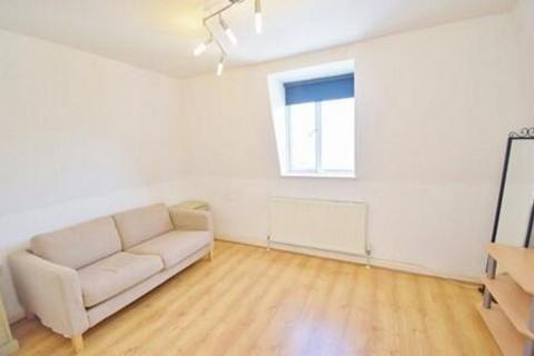 1 bedroom flat to rent, Dollis Road,  Mill Hill East,  NW7
