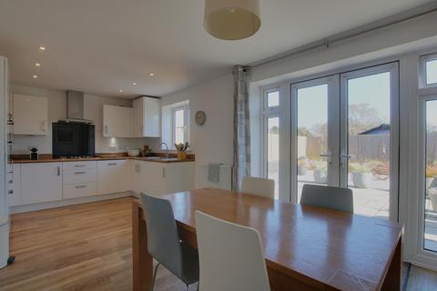 3 bedroom detached house for sale, North Baddesley, Southampton