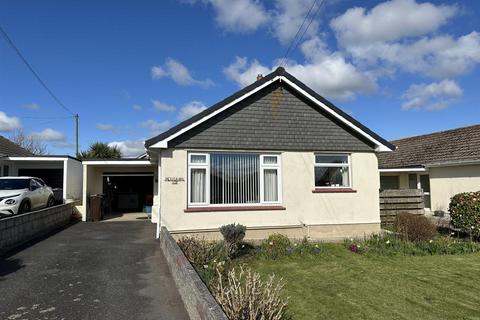 12 West Close, Helston, TR13 8LD