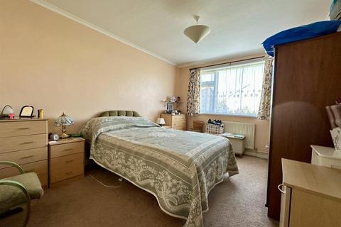 12 West Close, Helston, TR13 8LD