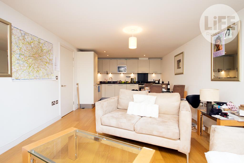 Living Room &amp; Kitche