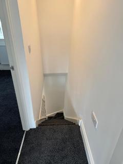 3 bedroom terraced house to rent, Dean Street, London E7