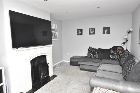 14 Mill View, Waltham, Grimsby, DN37 0HJ