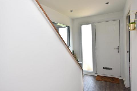 14 Mill View, Waltham, Grimsby, DN37 0HJ
