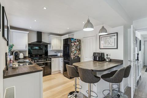 1 Darrell Way, Abingdon, OX14 1HL