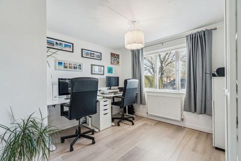 1 Darrell Way, Abingdon, OX14 1HL