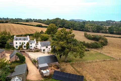 5 bedroom detached house for sale, Coed Canol Farm, Llantilio Crossenny, NP7