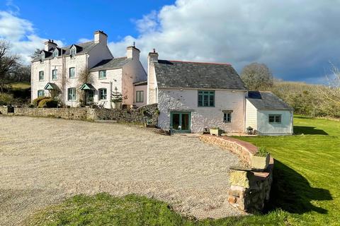 5 bedroom detached house for sale, Coed Canol Farm, Llantilio Crossenny, NP7