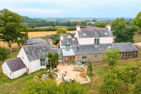 5 bedroom detached house for sale, Coed Canol Farm, Llantilio Crossenny, NP7