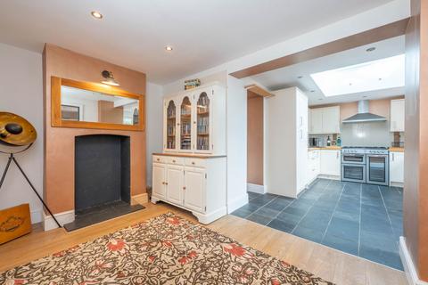 Dovedale Birmingham Road, Hatton, Warwick, CV35 7JW