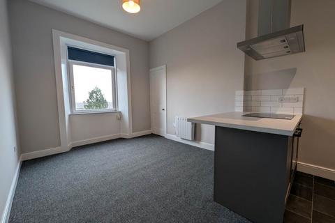 1 bedroom flat to rent, Albert Street, Edinburgh,