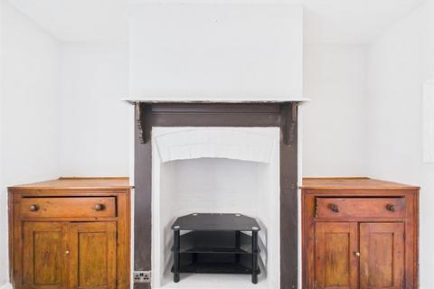 9 Blenheim Road, Gloucester, GL1 4ET