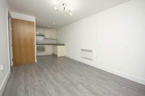 2 bedroom flat to rent, Greyhound Hill, London NW4