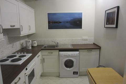 4 bedroom flat to rent, Gorgie Road, Gorgie, Edinburgh, EH11