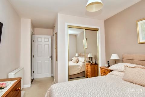 80/3 Inchview Terrace, Edinburgh, EH7 6TF