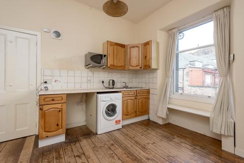 1 bedroom flat for sale, 65/9 St Leonards Hill, Newington, Edinburgh, EH8 9SB