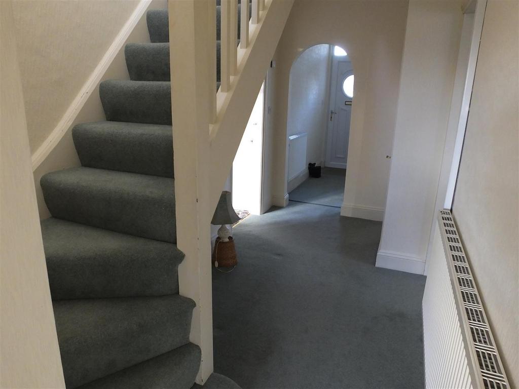 Hallway.JPG