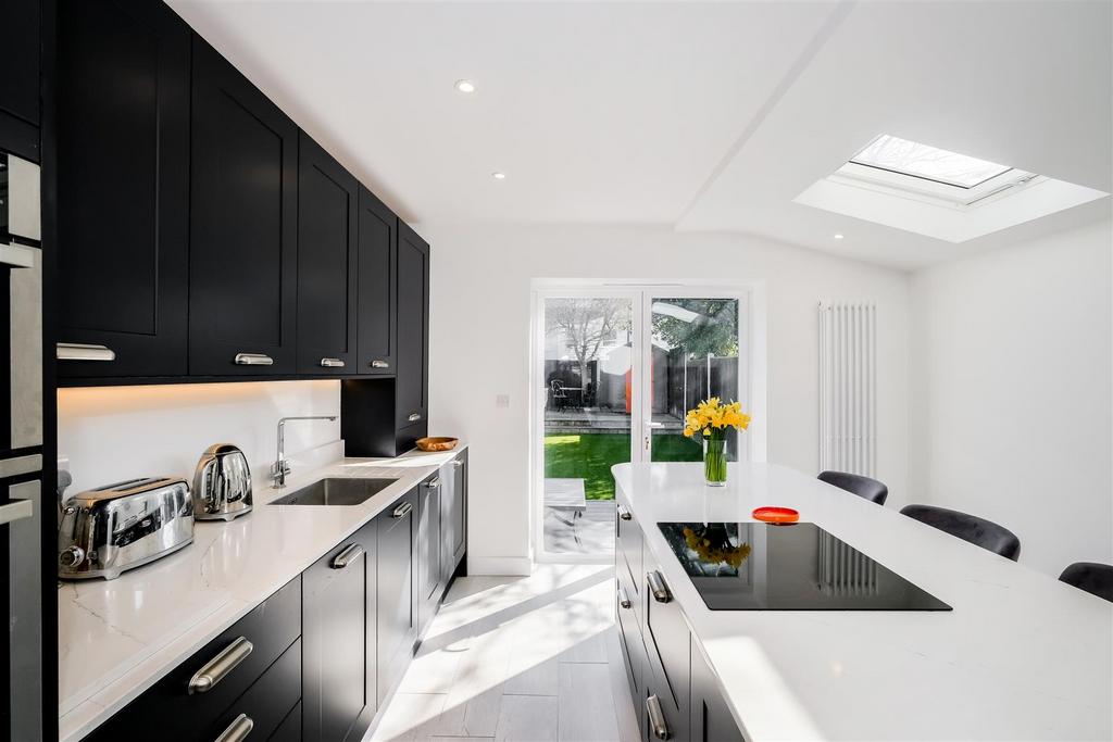91 peel road-24.jpg