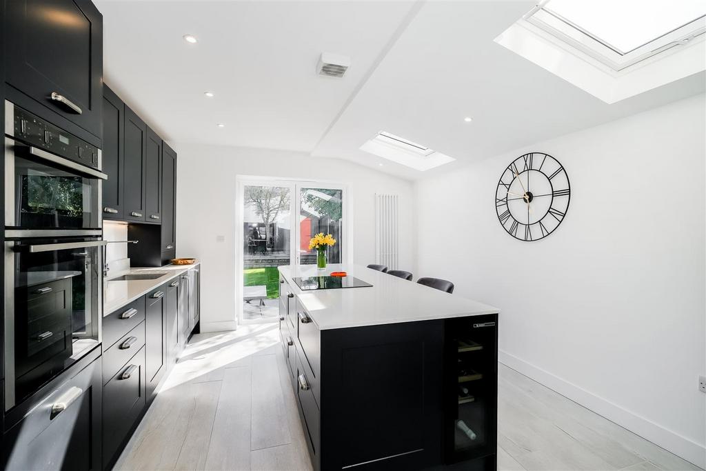 91 peel road-19.jpg