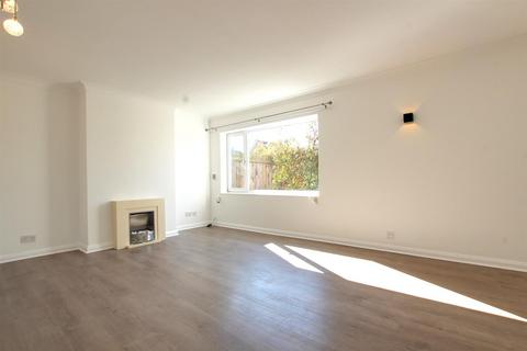 16 Mill Rise, Swanland, North Ferriby, HU14 3PW
