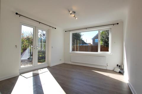 16 Mill Rise, Swanland, North Ferriby, HU14 3PW
