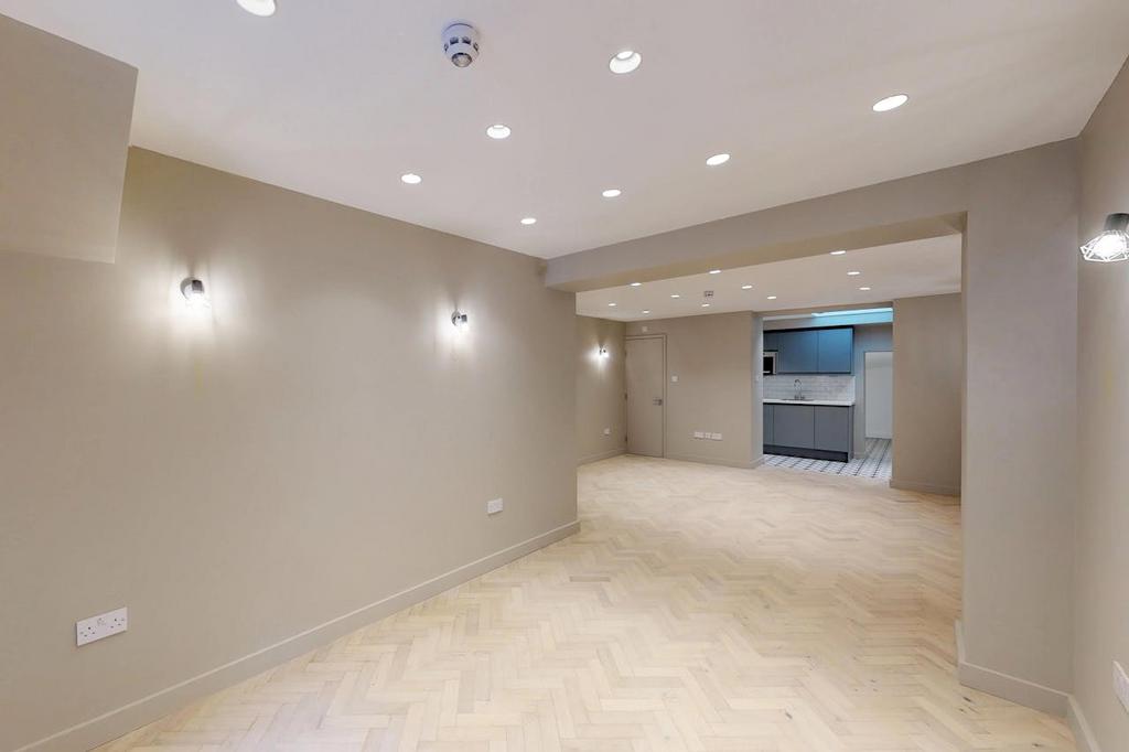 8968bfd73c202b1fcd78a9e4667fb9da-letting23943.jp