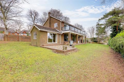 4 bedroom detached house for sale, Longlands, Worthing